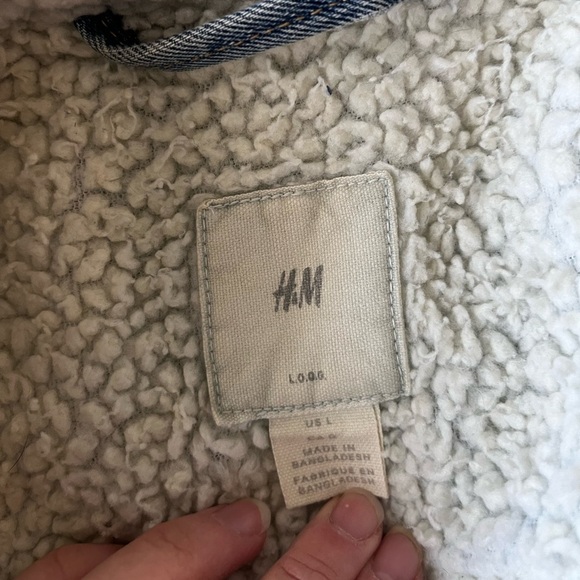 H & M Fur Lined Trucker Jacket L - Picture 2 of 6